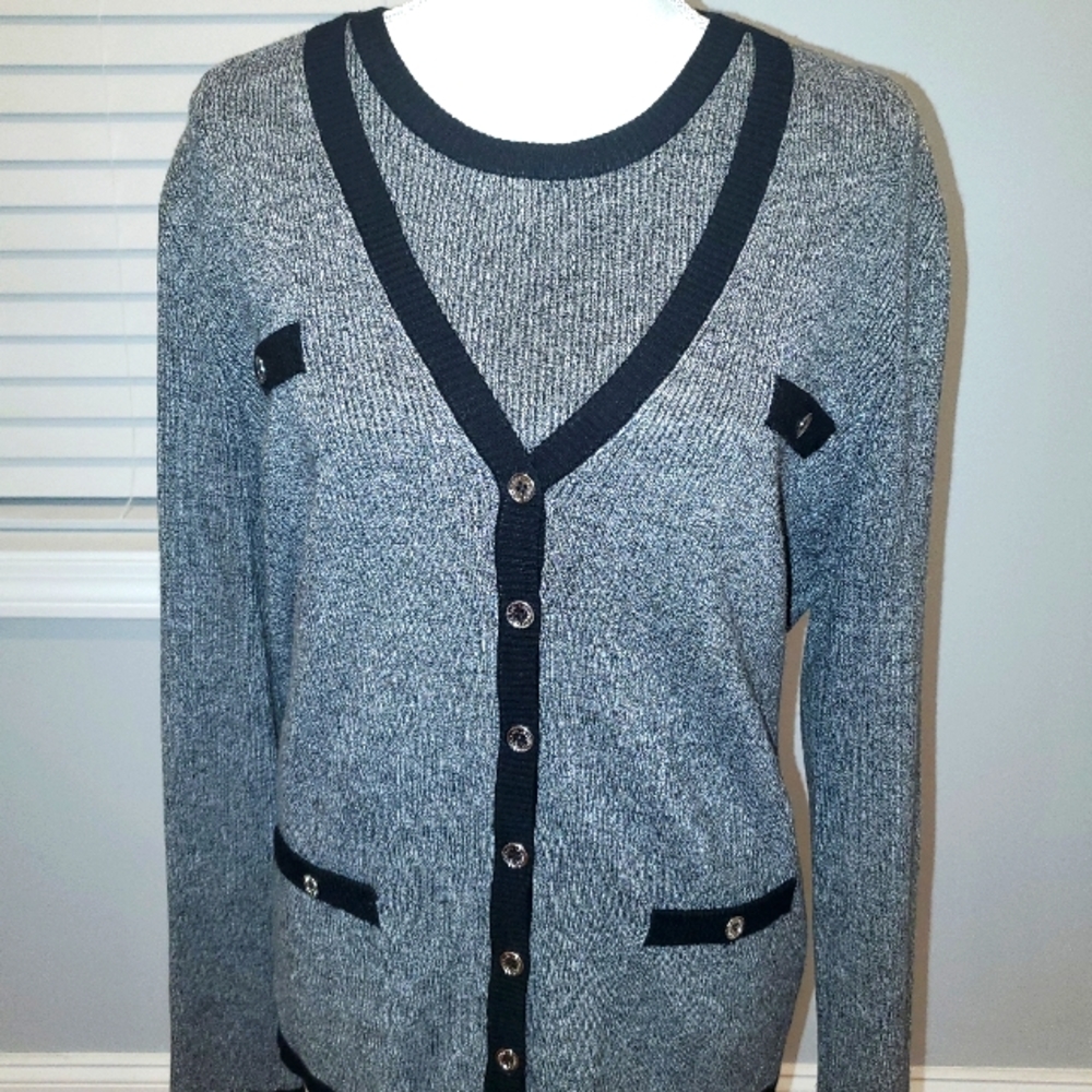 Karl Lagerfeld Paris Womens Sz XL Two Piece Gray and Black Sweaterset